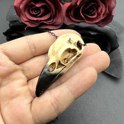 3D Raven Skull Necklace Resin Replica Raven Magpie Crow Poe Gothic Gift,Halloween Raven Skull Necklace,Goth Bird Skull