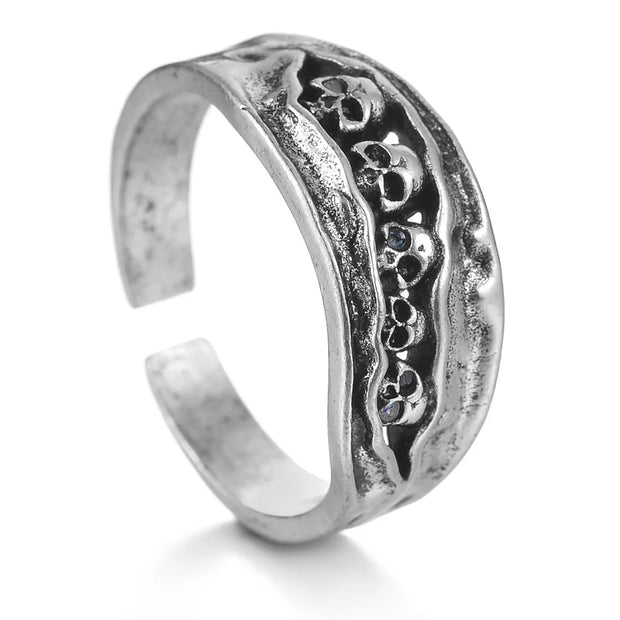 Full Body Skeleton Skull Ring Men and Women Hip Hop Rock Dark Hug Open Ring Demon Punk Gothic Biker Jewelry Halloween