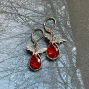 Gothic Vampire Bat Earrings For Women Man Fashion Pagan Witch Jewelry Accessories Red Crystal Vintage Bat Pendant Ear