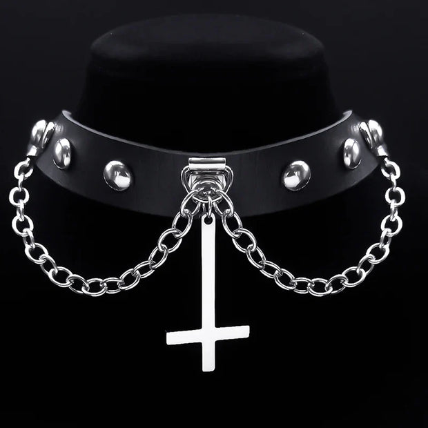 Harajuku Gothic Choker – Satanic Inverted Cross Necklace for Alternative Fashion