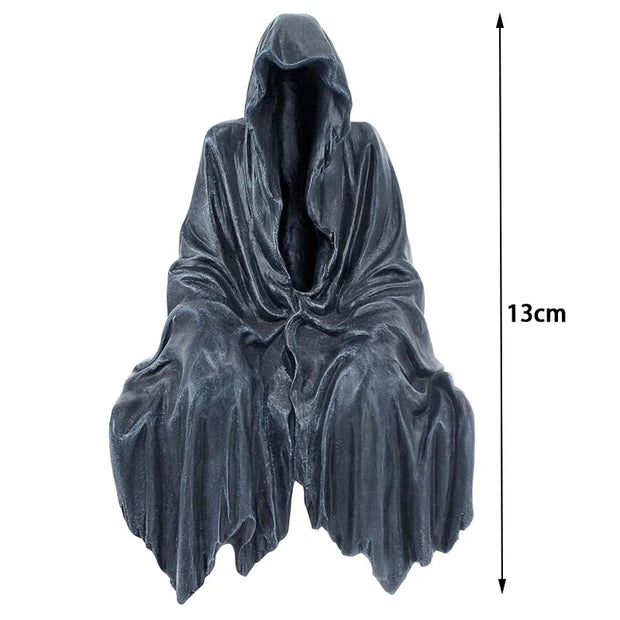 Hooded Phantom Statue – Enigmatic Gothic Decor for Halloween and Dark Fantasy Fans - Black - Desktop decorations