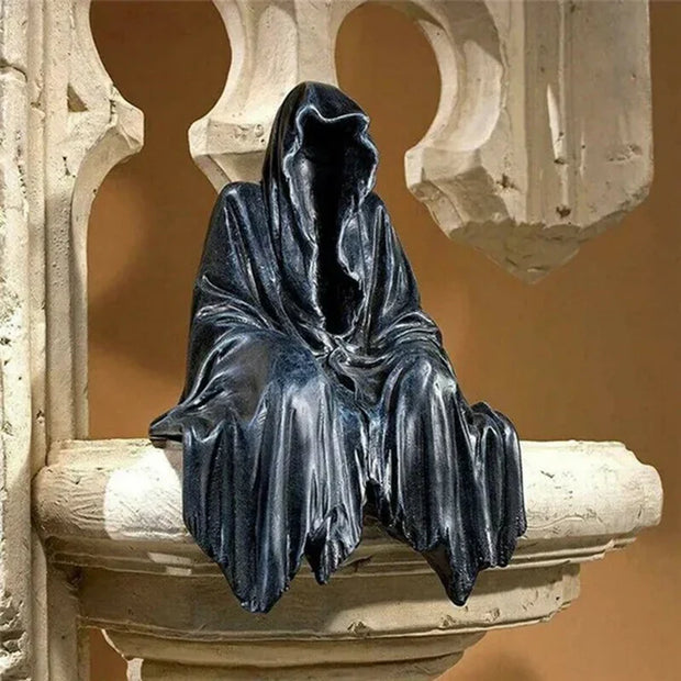 Hooded Phantom Statue – Enigmatic Gothic Decor for Halloween and Dark Fantasy Fans - Black - Desktop decorations