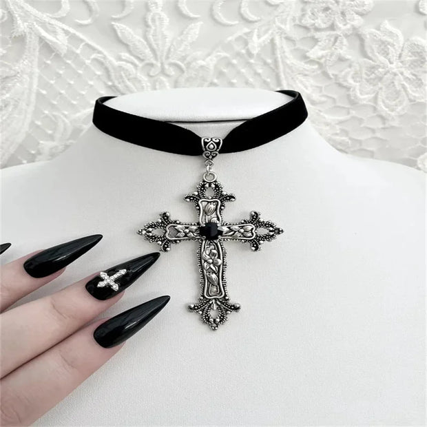 Large Detailed Rhinestone Cross Choker Spiral Hippie Necklace Goth Punk Women Fashion Statement Crucifix Charm Jewelry