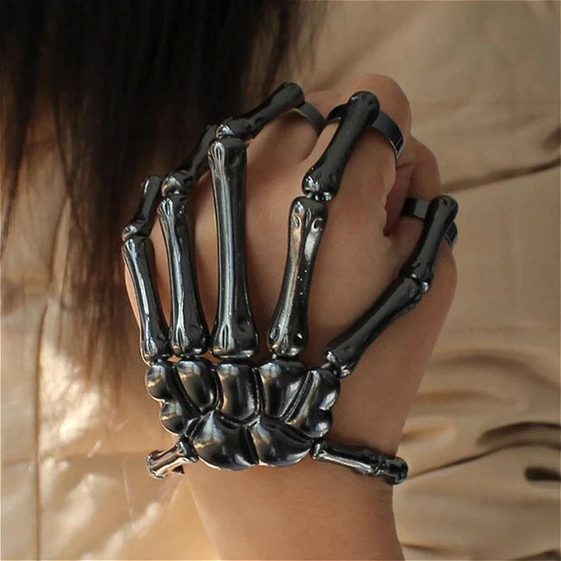 Mechanical Skeleton Hand Glove – Intricate Gothic Metal Finger Armor for Halloween Cosplay and Statement Fashion