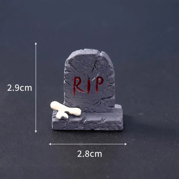 Miniature Haunted Graveyard Set – Gothic Halloween Cemetery Scene with Tombstones Skeletons and Creepy Figures