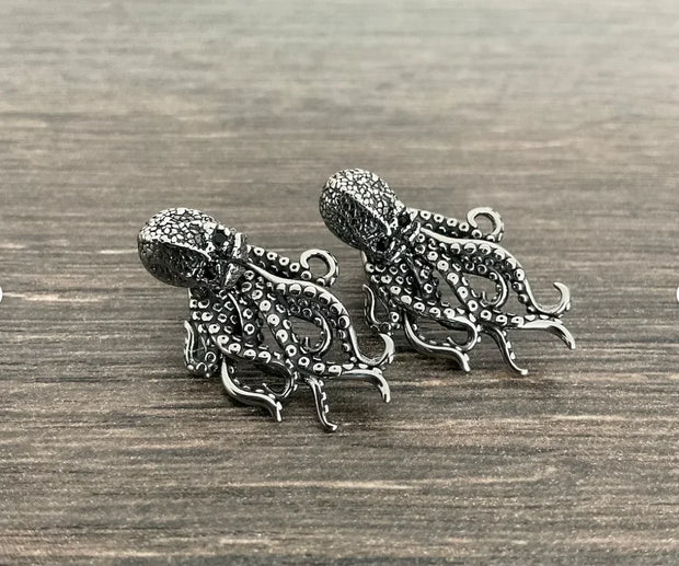 Octopus Gothic Earrings – Statement Sea Creature Ear Jewelry for Bold Fashion Lovers - Antique Silver Plated - Earring