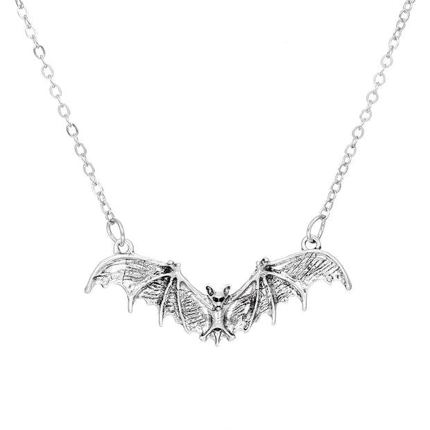 Punk Retro Bat Shaped Pendant Necklace For Men And Women Fashion Vintage Korean Style Animal Bat Shaped Neck Accessory