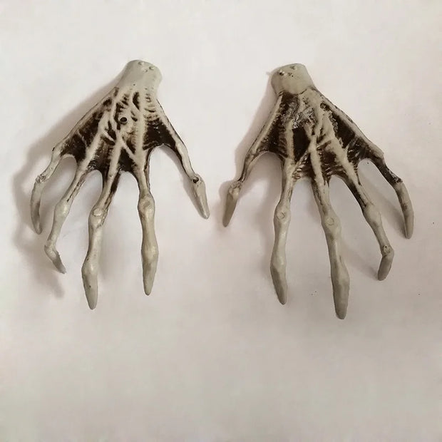 Skeleton Hand Prop Set – Perfect for Gothic Home Decor Halloween Decorations and Haunted House Props - 22x12cm witch